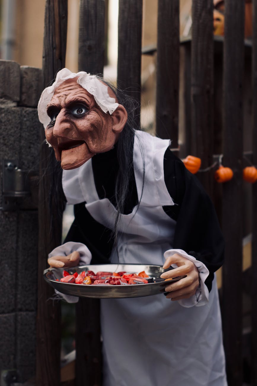 halloween witch decoration in zwickau alley